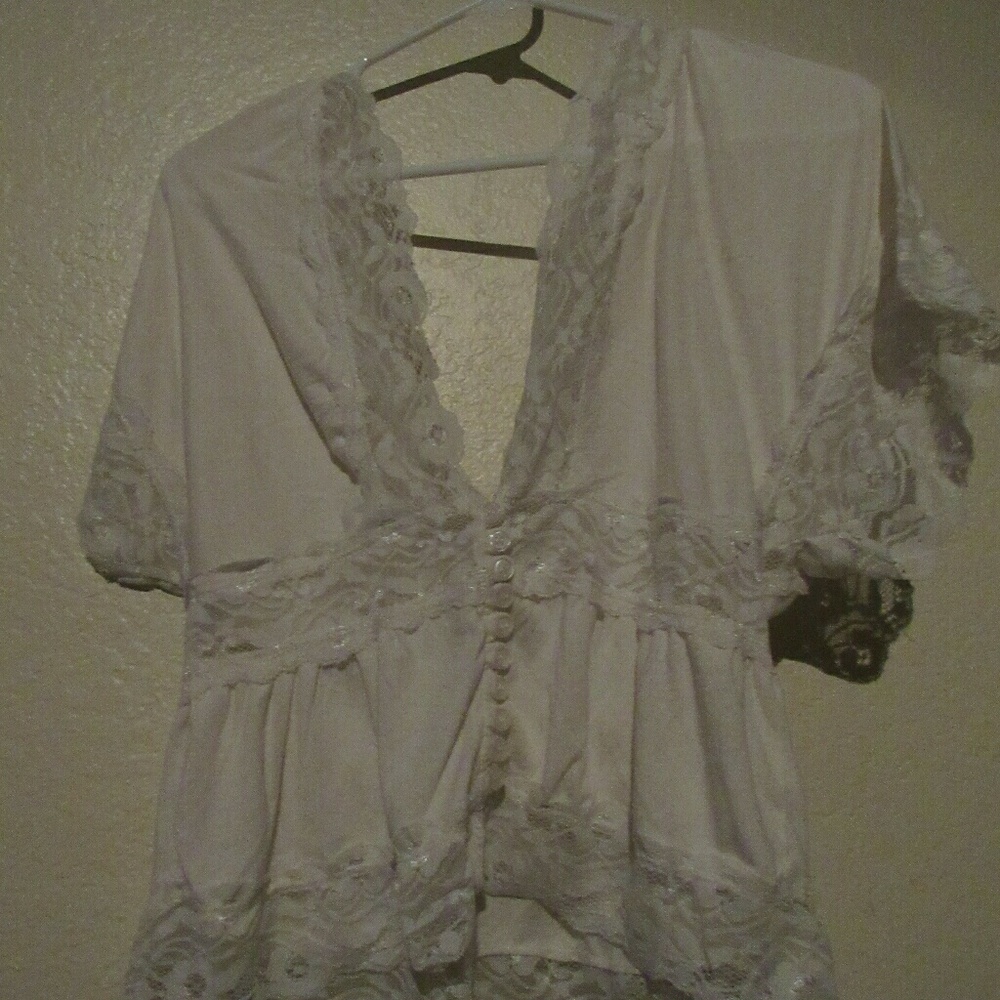 Oppa! Shirt lace
